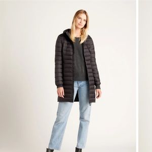 Quince Lightweight Down Long Puffer Jacket size XS in black